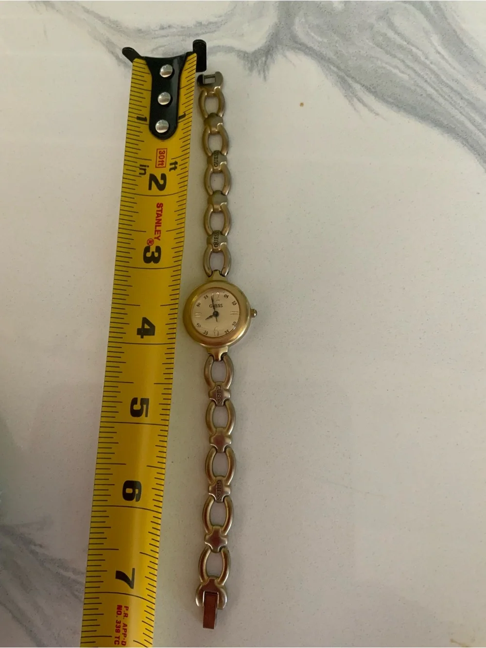 Vintage GUESS Women's Link Bracelet Analog Quartz Watch - Gold Tone 1996